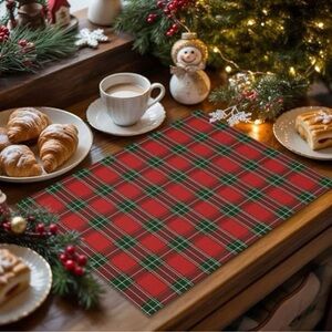 Holiday Red and Green Placemats. Set of Six. New!